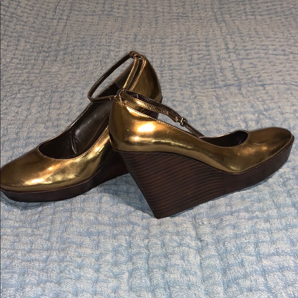 High platform Colin Stuart ladies shoes.